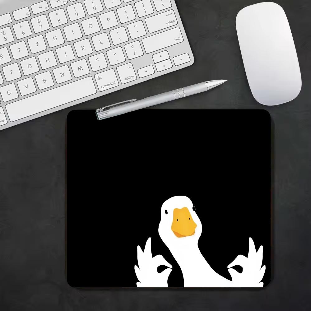 Desk Setup Background - Маленький коврик для мыши с милым